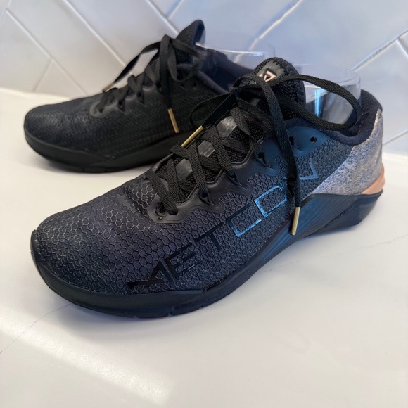Nike Women's Metcon 5 Training Shoes Black Rose Gold 8.5 Gym Workout Low Top - Picture 5 of 13